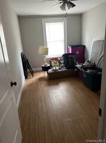 1027 1029 BEEKMAN Road 4, Poughquag, NY 12533