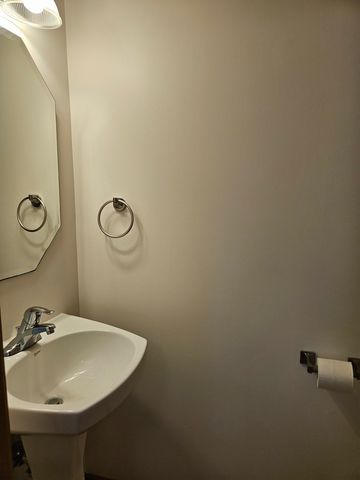 801 Serendipity Drive, Aurora, IL 60504