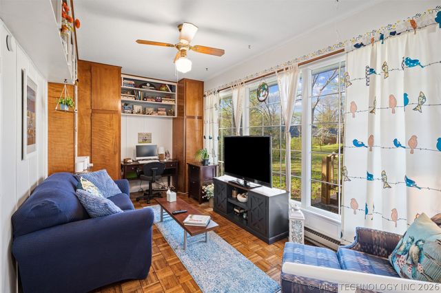 2124 Skyline Drive, Bartlesville, OK 74006