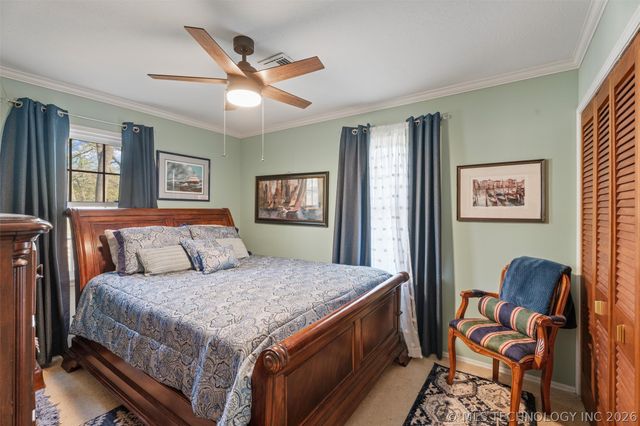 2124 Skyline Drive, Bartlesville, OK 74006