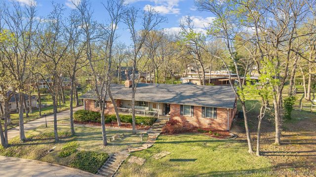 2124 Skyline Drive, Bartlesville, OK 74006