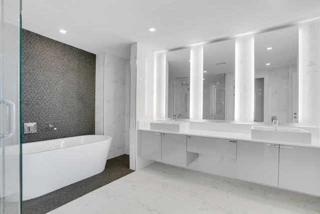 435 BAYSHORE Drive 803, Fort Lauderdale, FL 33304