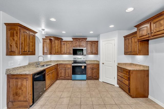 1872 Spring Creek Avenue, Springdale, AR 72764