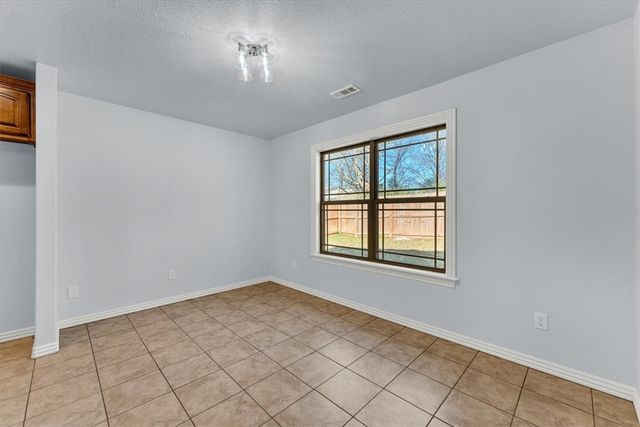 1872 Spring Creek Avenue, Springdale, AR 72764