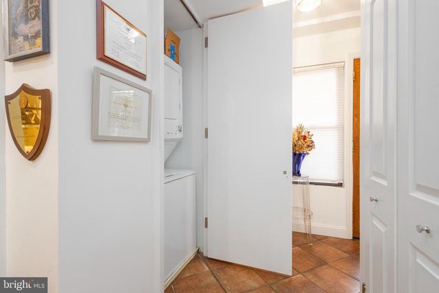 1901 WALNUT ST #15B, Philadelphia, PA 19103