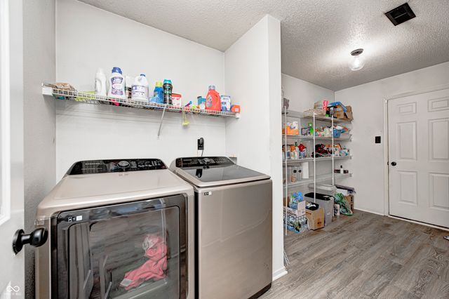 6545 Newstead Drive, Indianapolis, IN 46217