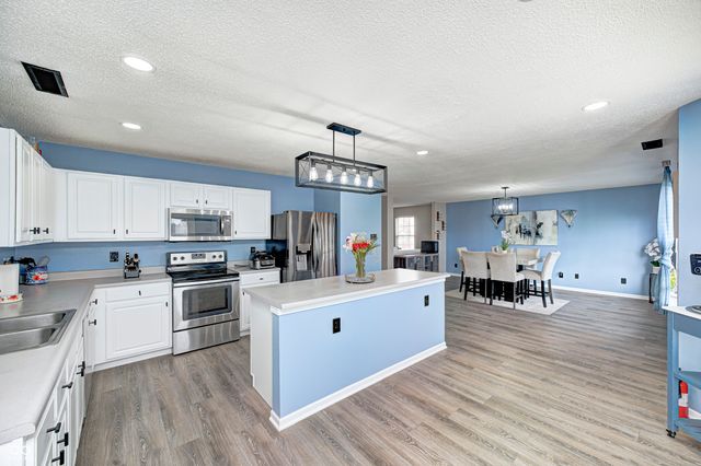 6545 Newstead Drive, Indianapolis, IN 46217