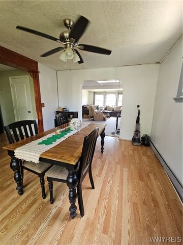387 West Hazeltine Avenue, Tonawanda, NY 14217