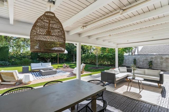 6625 Casselberry Way, San Diego, CA 92119