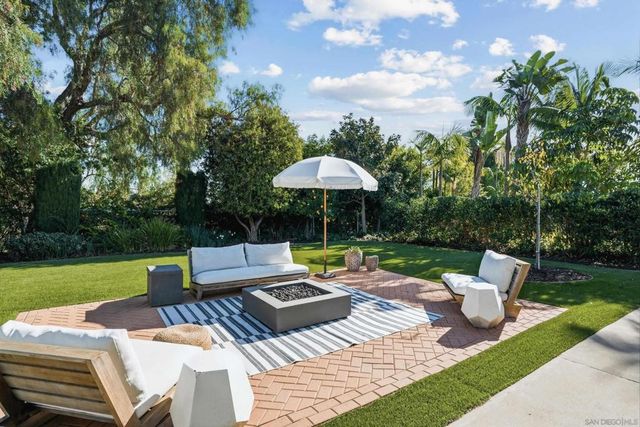 6625 Casselberry Way, San Diego, CA 92119