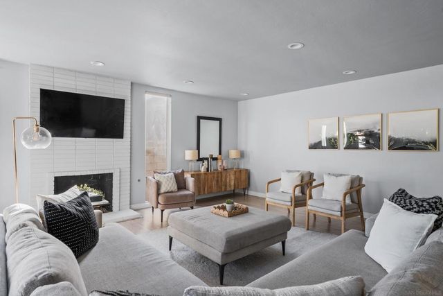 6625 Casselberry Way, San Diego, CA 92119