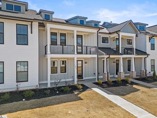 1321 S Pinot Road, Duncan, SC 29334