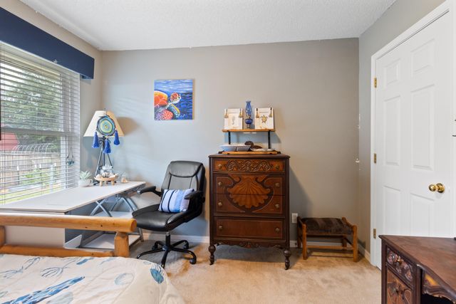 5348 Oak Hammock Court, Milton, FL 32570