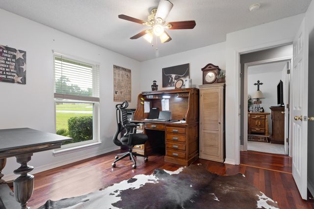 5348 Oak Hammock Court, Milton, FL 32570