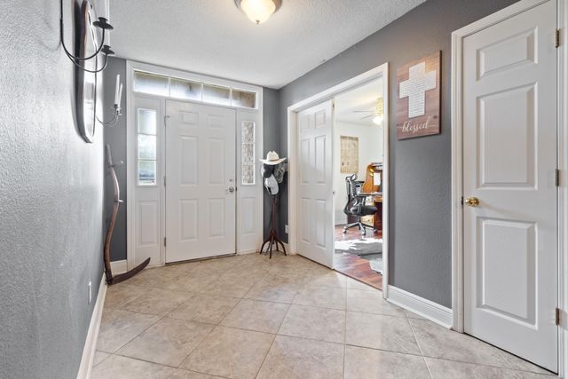 5348 Oak Hammock Court, Milton, FL 32570