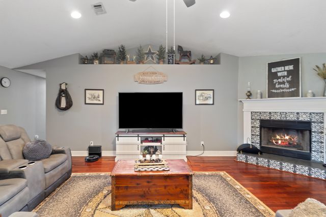 5348 Oak Hammock Court, Milton, FL 32570