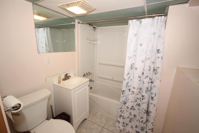 9000 W Custer AVENUE, Milwaukee, WI 53225