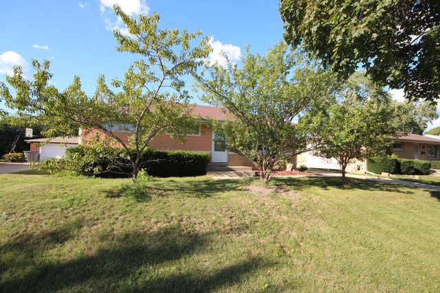 9000 W Custer AVENUE, Milwaukee, WI 53225