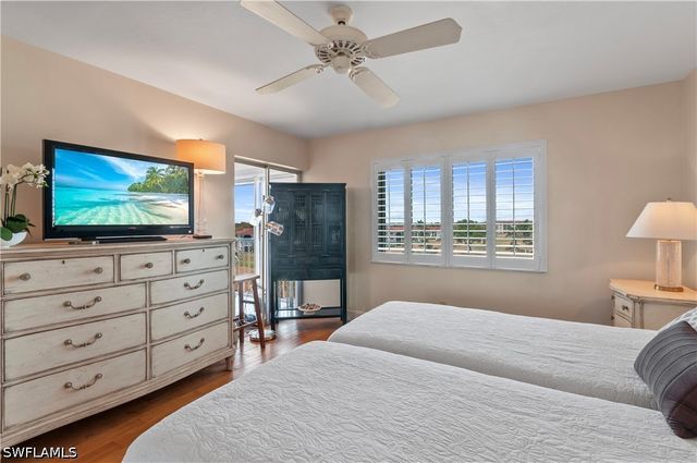 29 High Point CIR E 503, Naples, FL 34103
