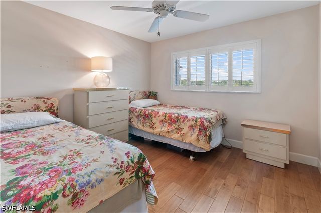 29 High Point CIR E 503, Naples, FL 34103