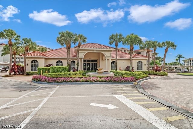 29 High Point CIR E 503, Naples, FL 34103