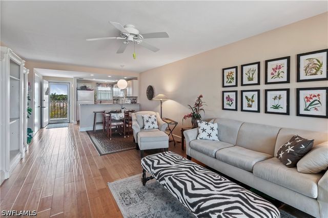 29 High Point CIR E 503, Naples, FL 34103