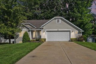 571 Pine Water Way, Holland Twp, MI 49424