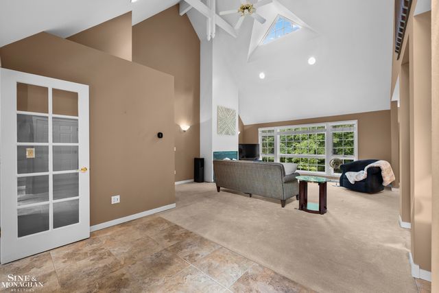 25963 Ridgewood Drive, Farmington Hills, MI 48336