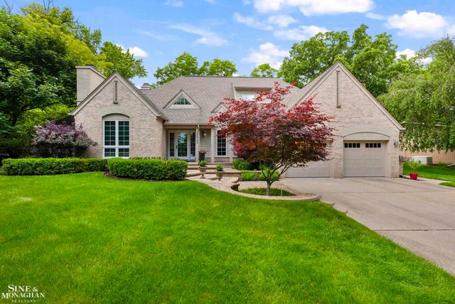 25963 Ridgewood Drive, Farmington Hills, MI 48336