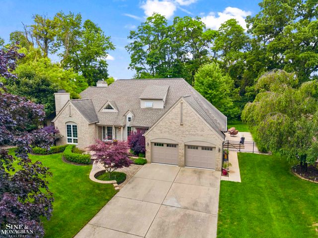 25963 Ridgewood Drive, Farmington Hills, MI 48336