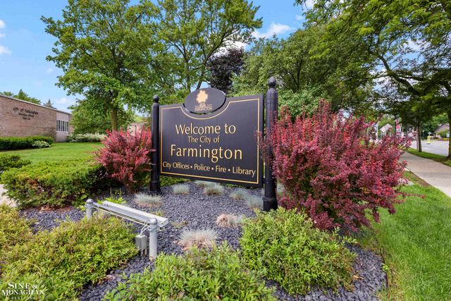 25963 Ridgewood Drive, Farmington Hills, MI 48336