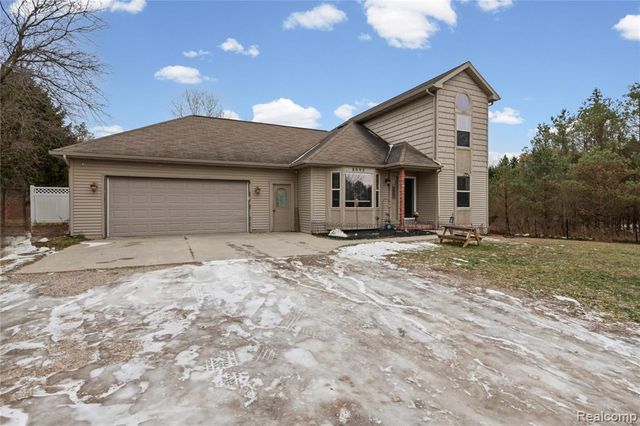 8095 Torrey Road, Mundy, MI 48439