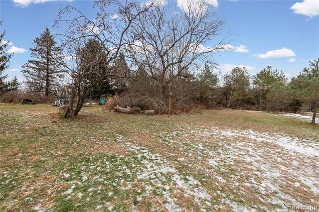 8095 Torrey Road, Mundy, MI 48439