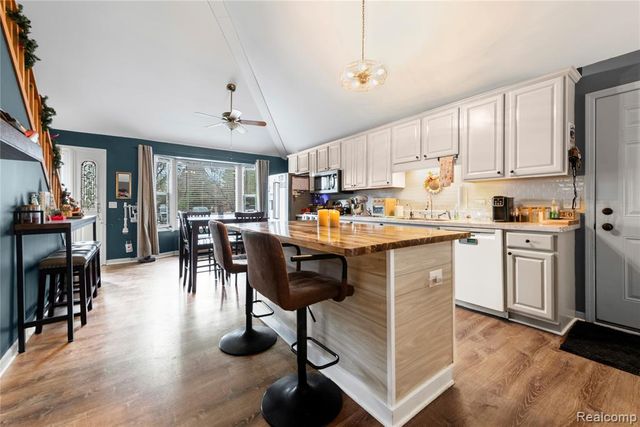 8095 Torrey Road, Mundy, MI 48439