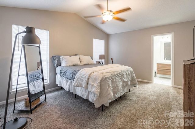 8514 Lockerbie Lane, Charlotte, NC 28215