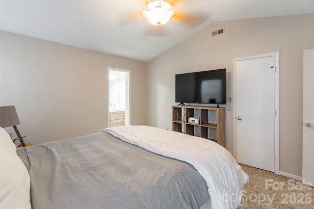 8514 Lockerbie Lane, Charlotte, NC 28215