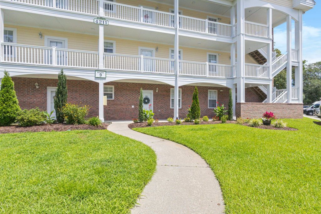 4211 Hibiscus Dr Apt 203, Little River, SC 29566 — exterior