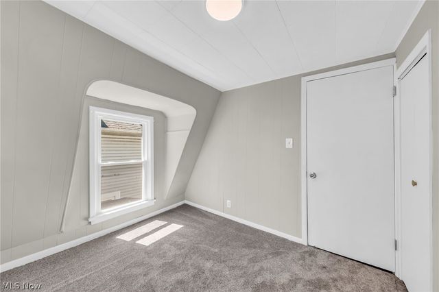 323 Groveland Club Drive, Cleveland, OH 44110