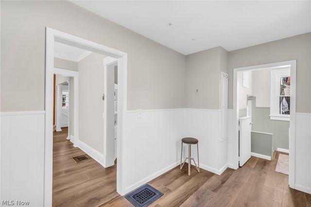 323 Groveland Club Drive, Cleveland, OH 44110