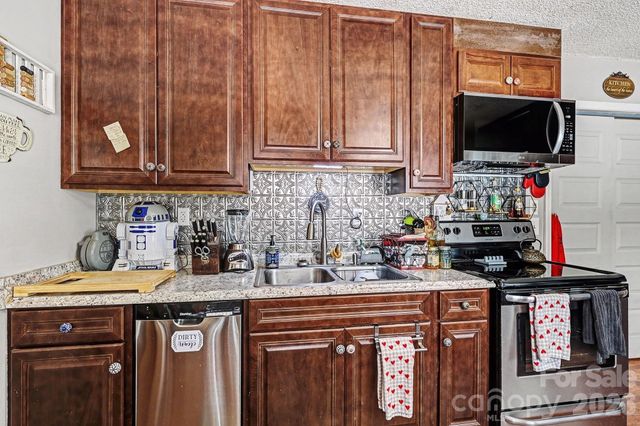 2040 Providence Church Road, Salisbury, NC 28146