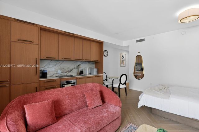 2700 NW 2nd Avenue 533, Miami, FL 33127