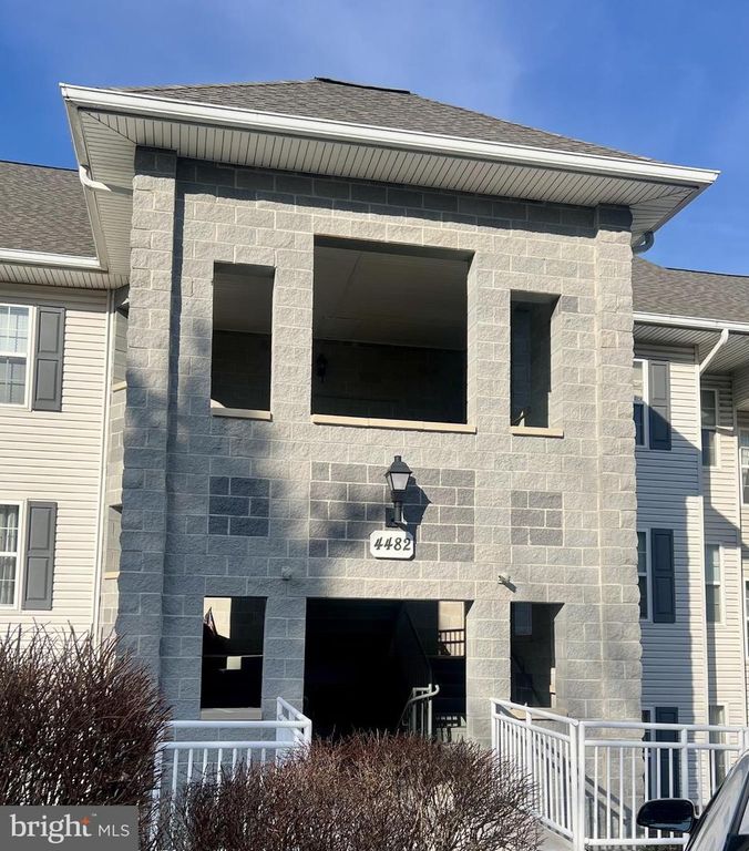 4482 WOODSMAN DR. #1232, Hampstead, MD 21074