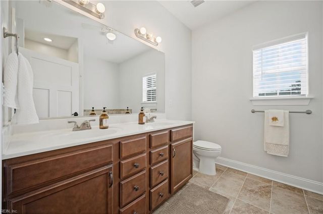 102 Rosedale CT, Moyock, NC 27958