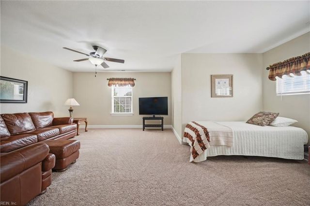 102 Rosedale CT, Moyock, NC 27958