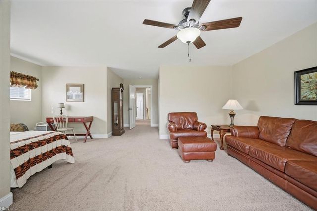 102 Rosedale CT, Moyock, NC 27958