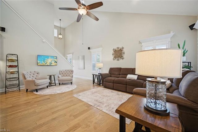 102 Rosedale CT, Moyock, NC 27958