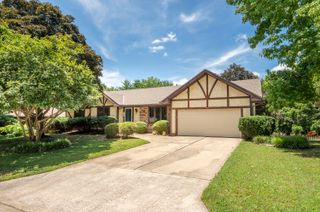 5751 South Kings Avenue, Springfield, MO 65810