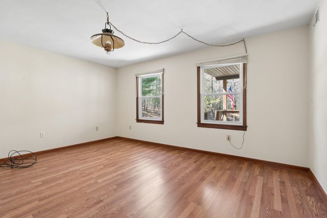 181 Serenity LN, Blue Ridge, VA 24064