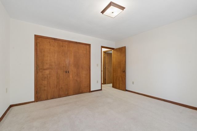 181 Serenity LN, Blue Ridge, VA 24064