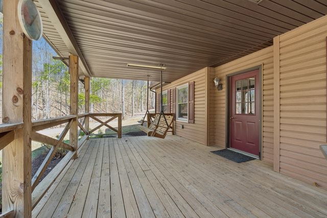 181 Serenity LN, Blue Ridge, VA 24064